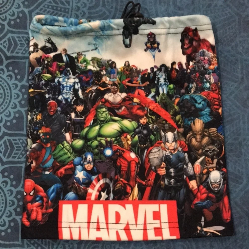 6/$20 New super soft Marvel neck gaiter
